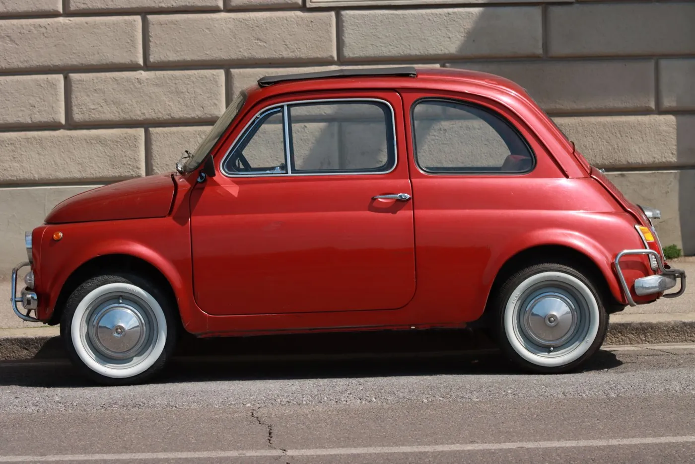 Classic red Fiat 500